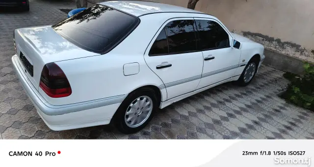 Mercedes-Benz C class 2000 · 1.8 MT
