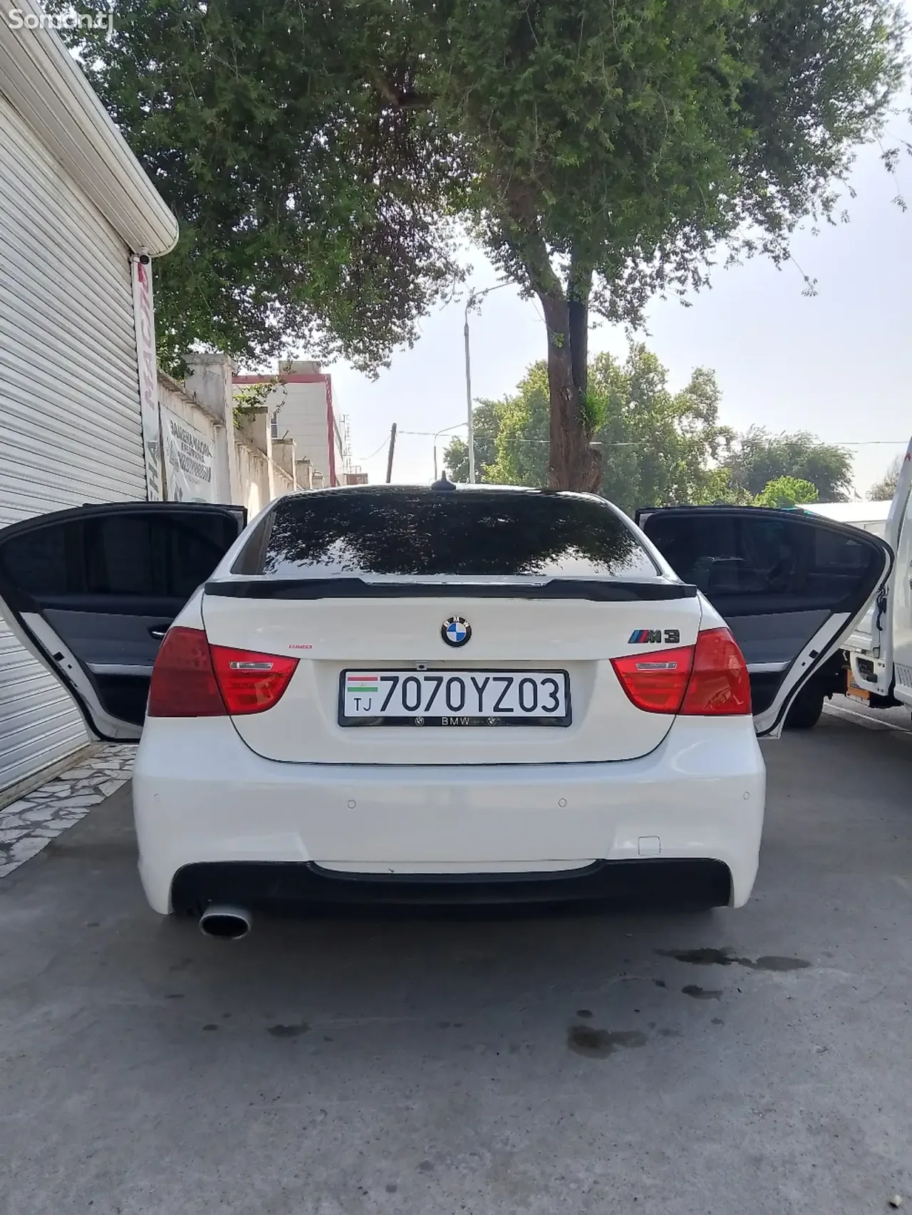 BMW M3 2008 · 2.0 AT