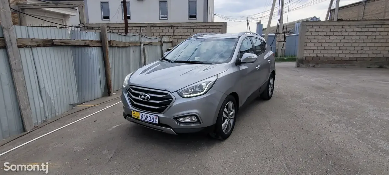 Hyundai Tucson 2014 · 2.0 AT