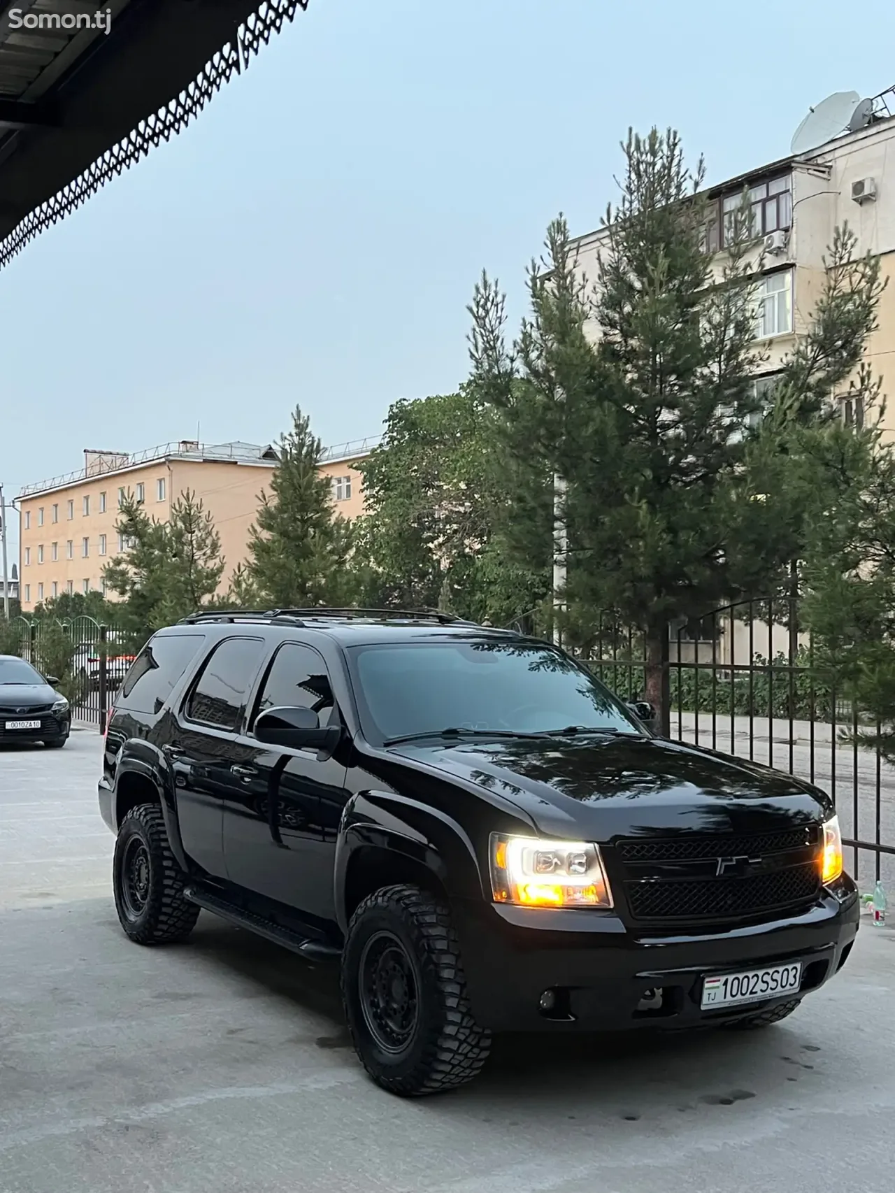 Chevrolet Tahoe 2011 · 5.3 AT