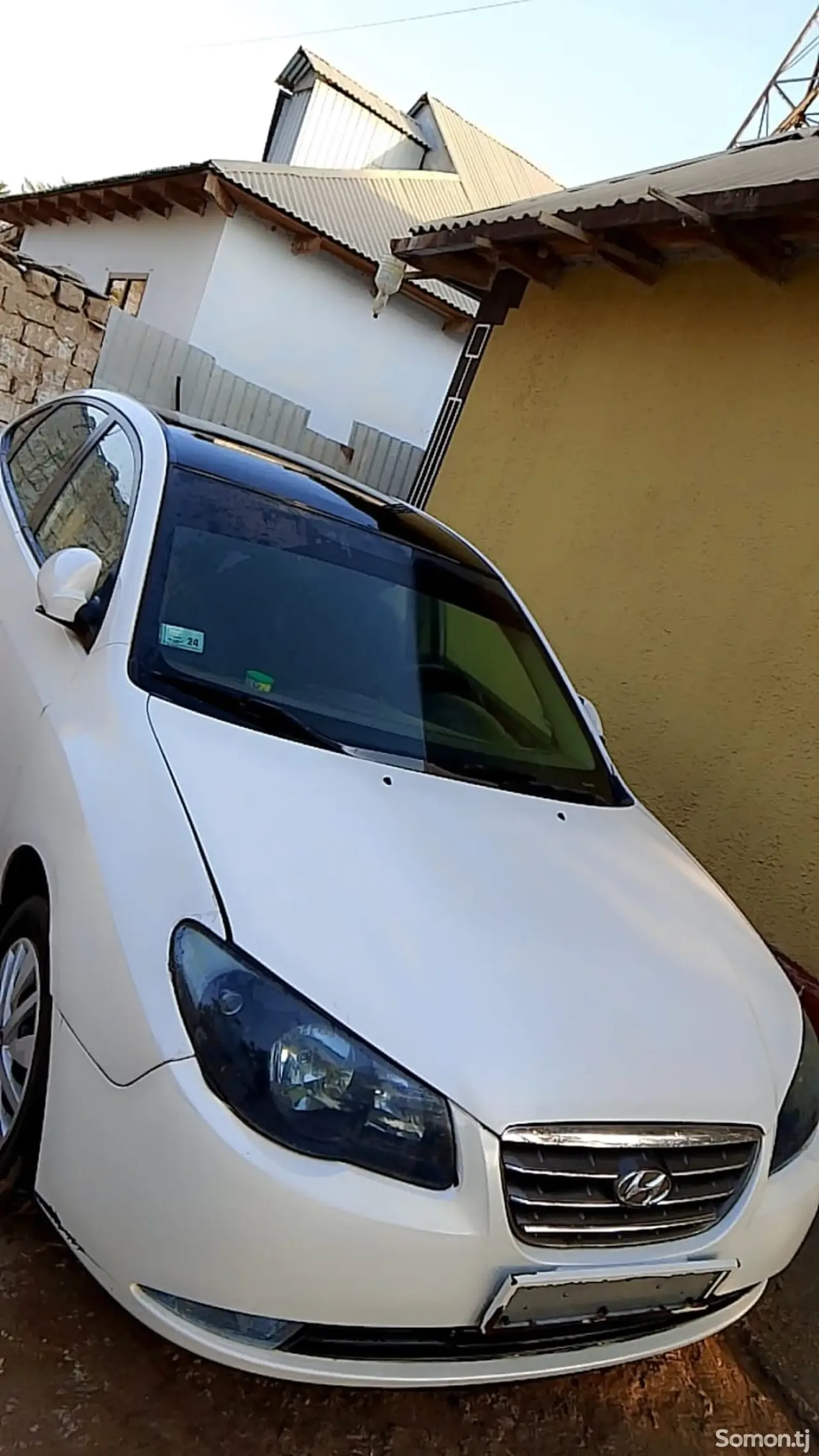 Hyundai Elantra 2009 · 1.6 MT