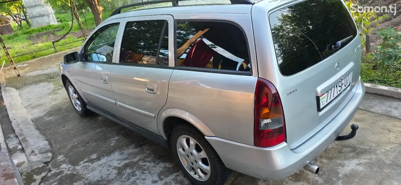 Opel Astra G 2004 · 1.6 MT