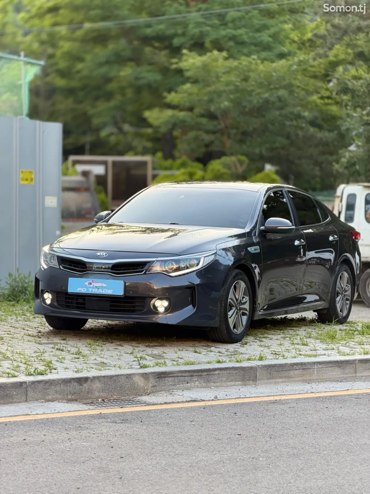 Kia K5 2015 · 2.0 AT