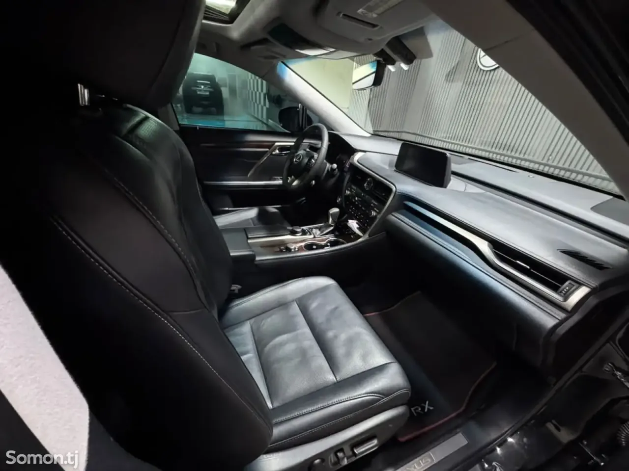 Lexus RX series 2017 · 3.5 AT
