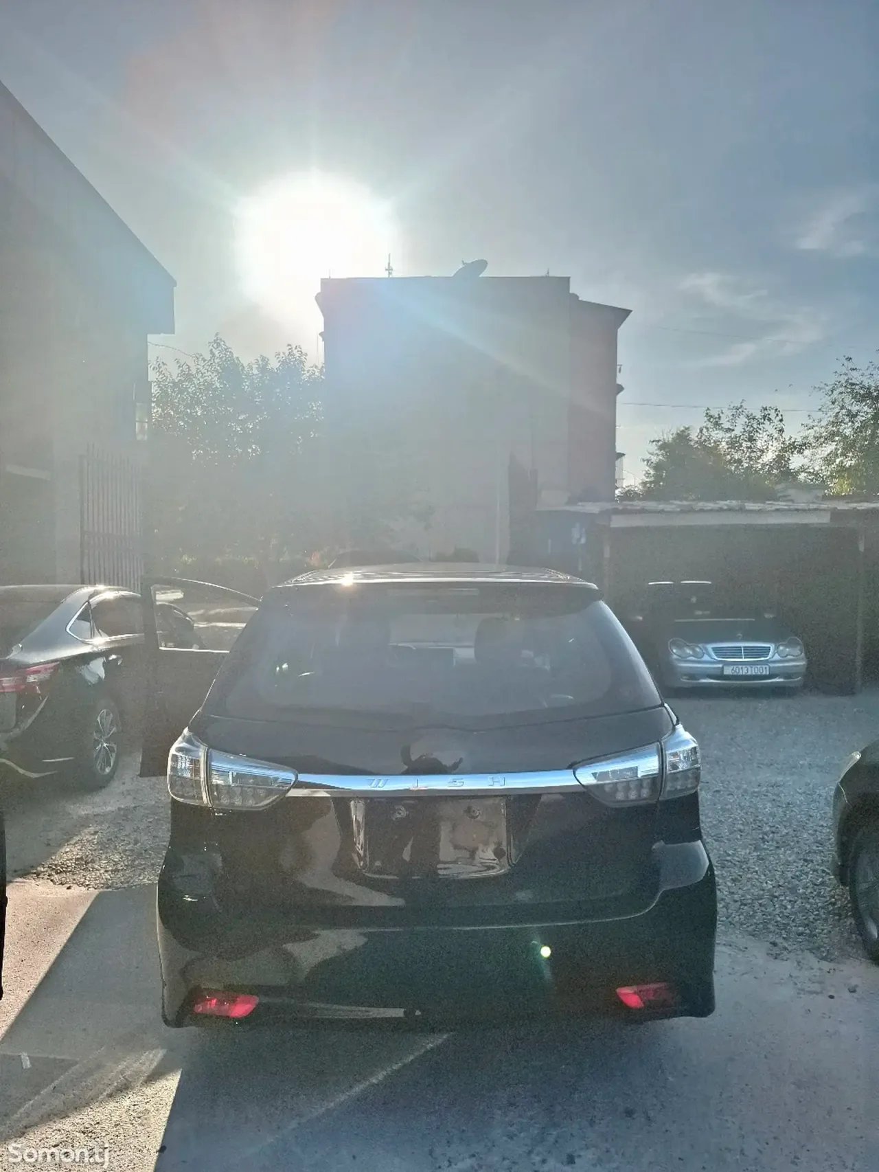 Toyota Wish 2014 · 2.0 AT
