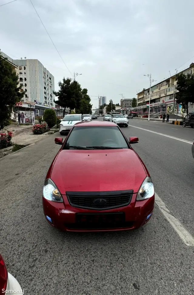 Lada (ВАЗ) Priora 2009 · 1.6 MT