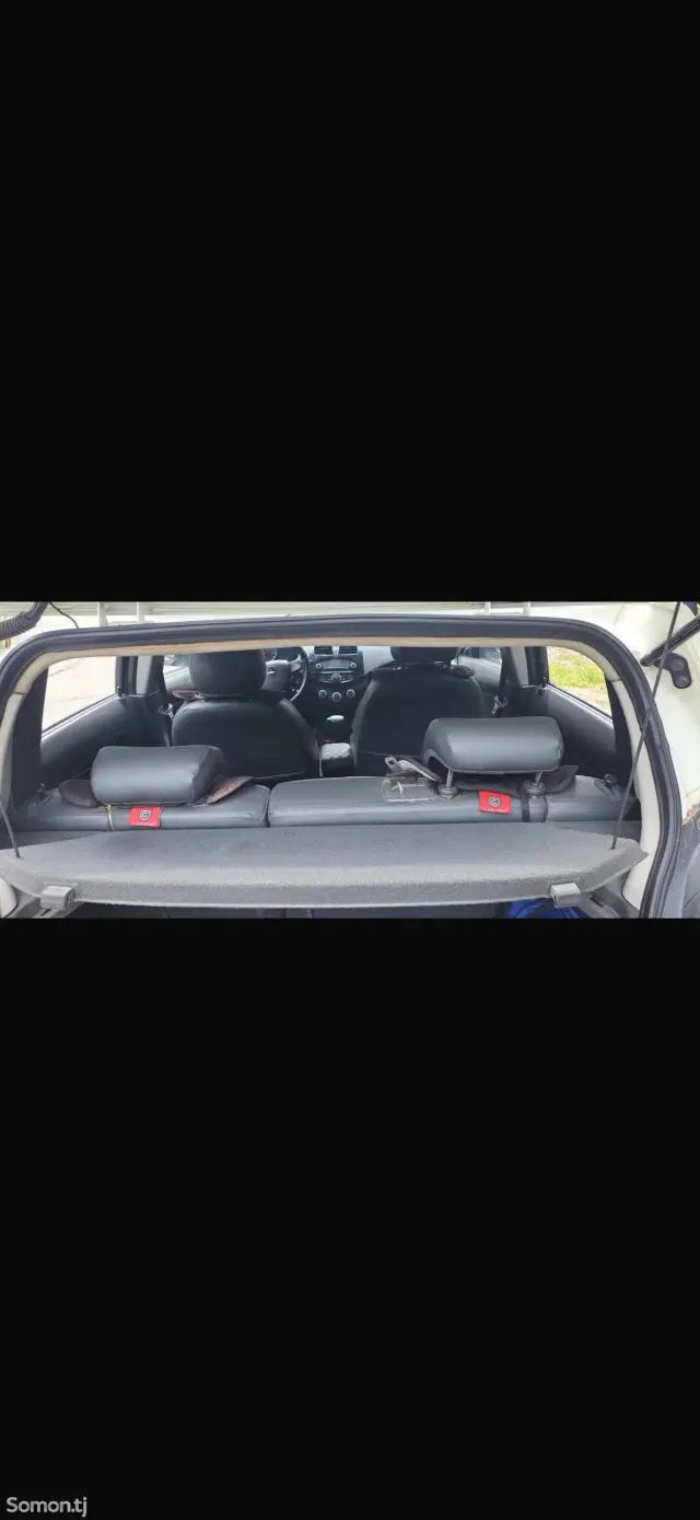 Chevrolet Spark 2014 · 1.1 AT