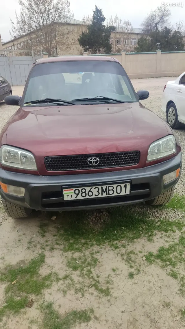 Toyota RAV 4 1998 · 2.0 AT