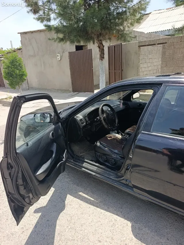 Honda Accord 1996 · 1.6 MT