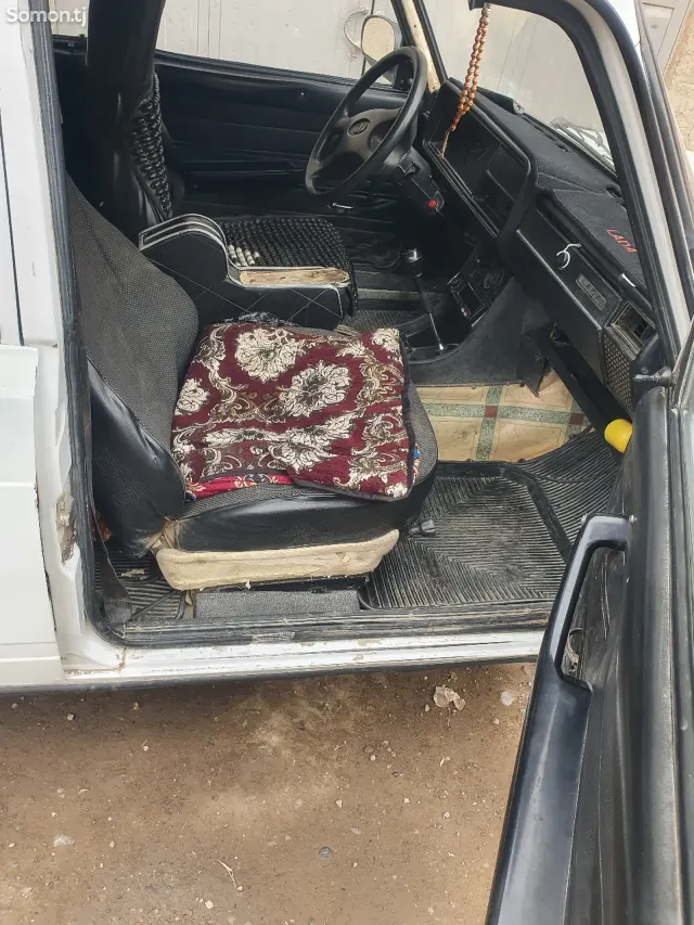 Lada (ВАЗ) 2107 2004 · 0.6 MT