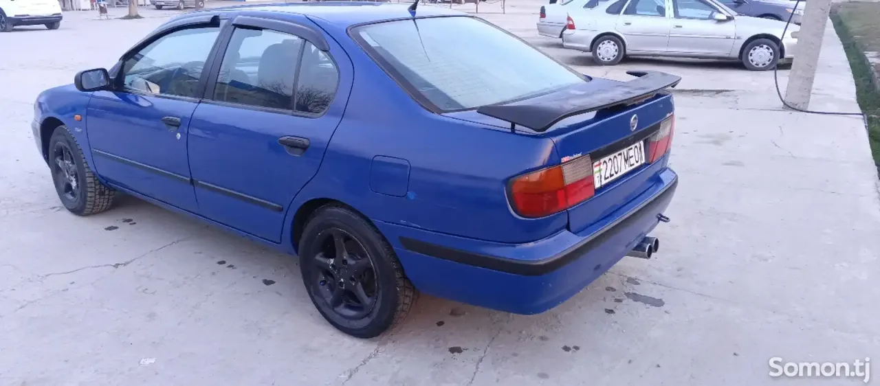 Nissan Primera 1998 · 1.6 MT