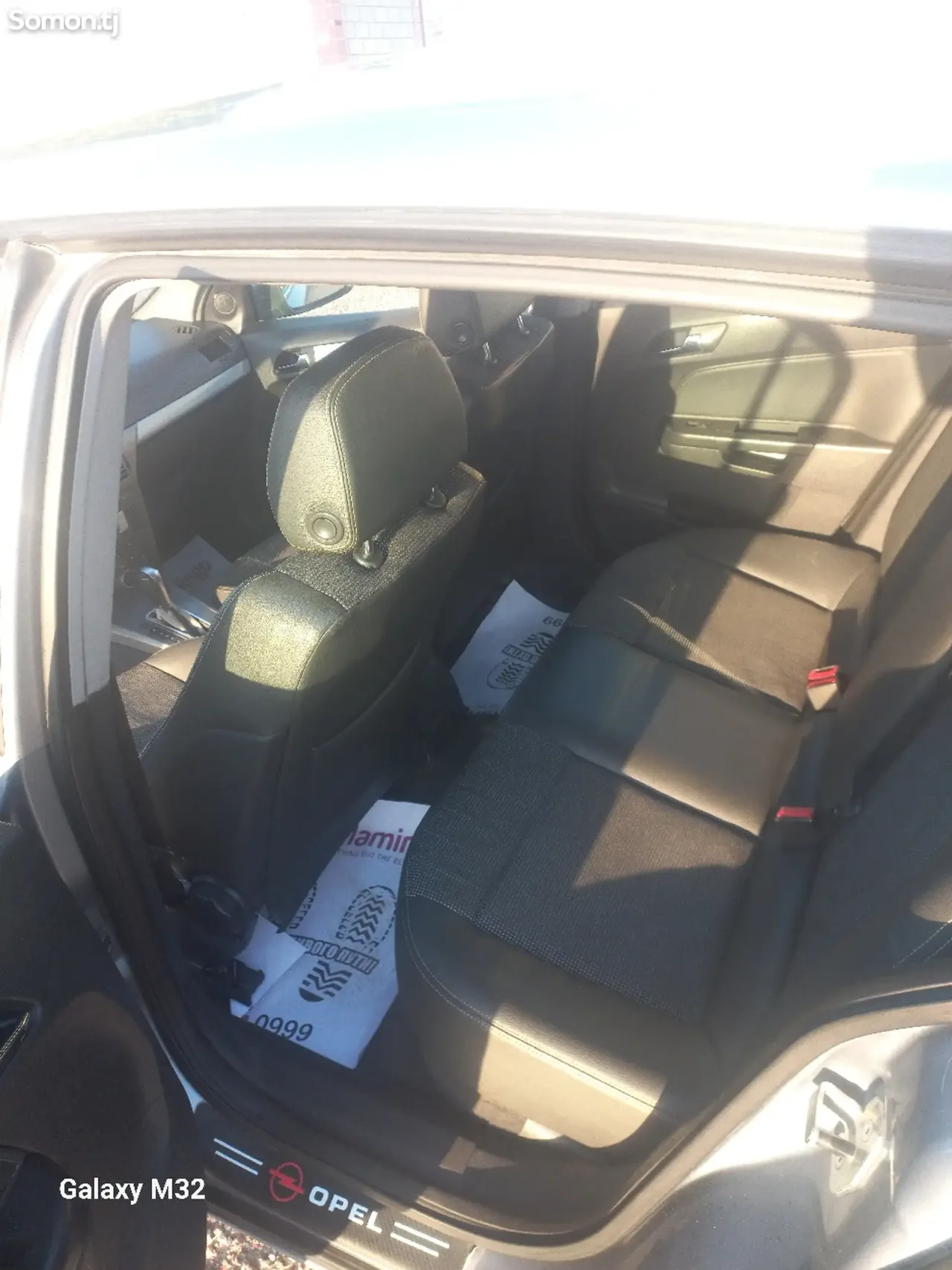 Opel Astra H 2006 · 1.8 AT