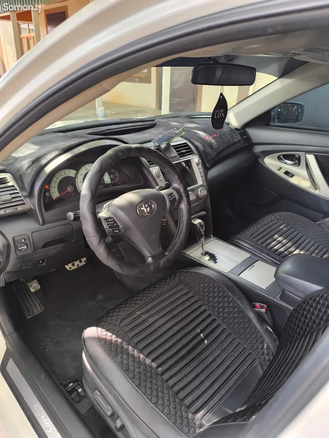 Toyota Camry 2010 · 2.5 AT