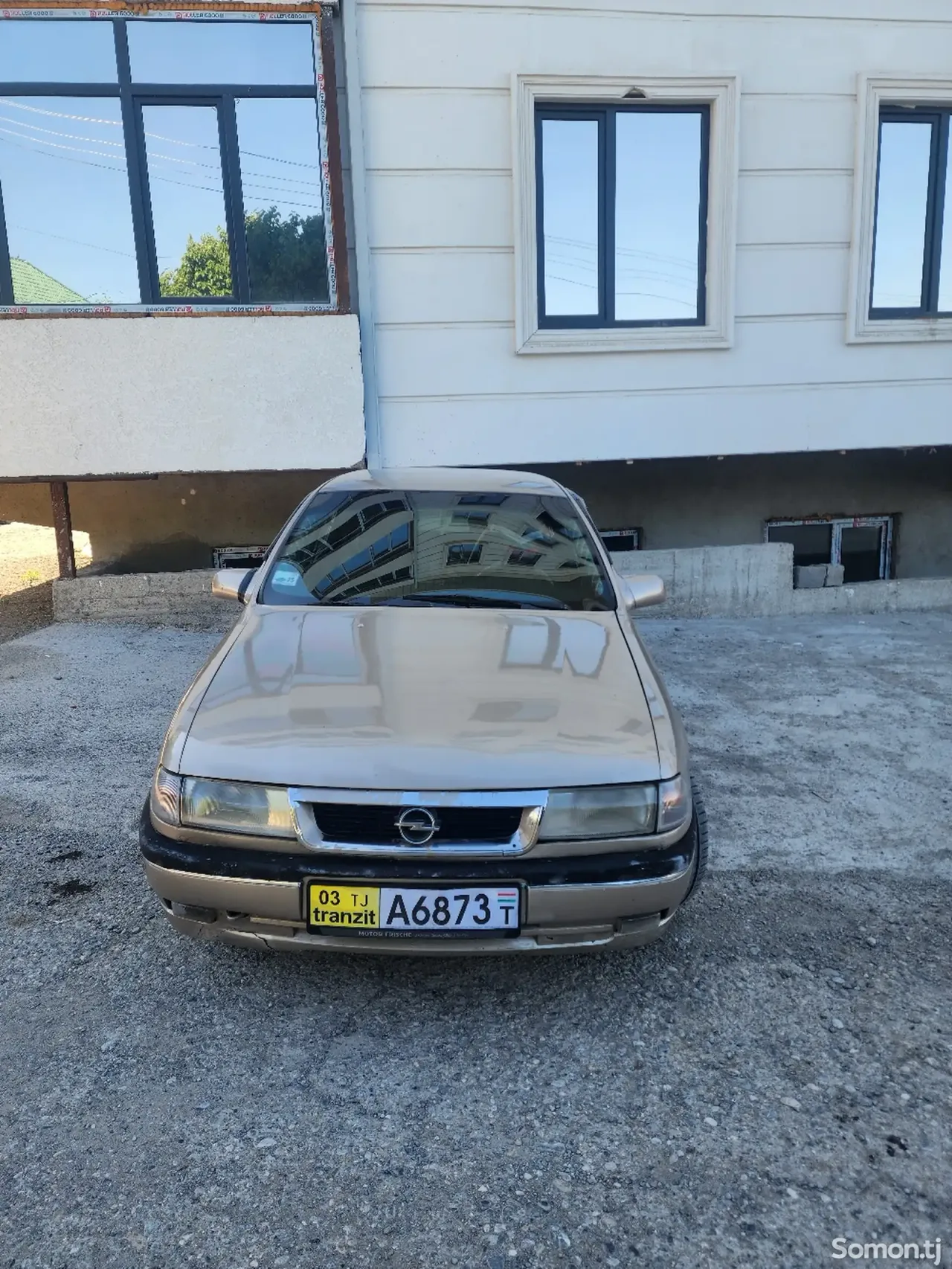 Opel Vectra A 1994 · 1.6 MT