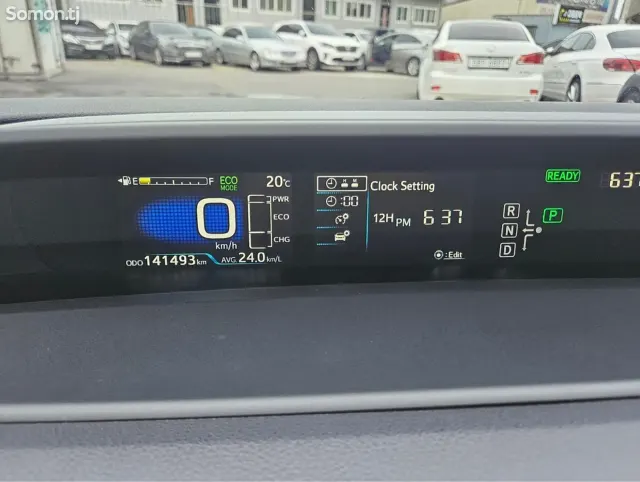 Toyota Prius 2018 · 1.8 AT