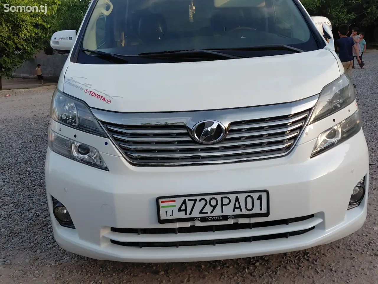 Toyota Vellfire 2014 · 2.4 AT
