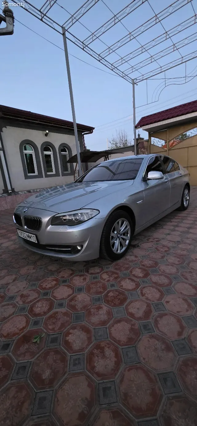 BMW 5 series 2012 · 2.0 AT