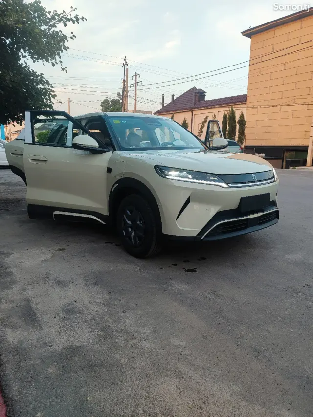 BYD Yuan Up 2025 · AT