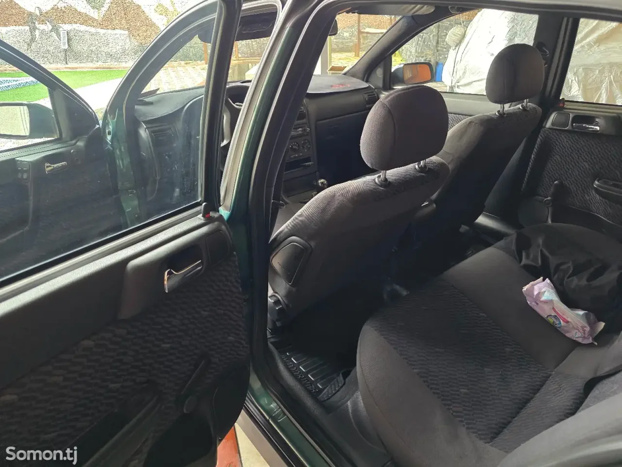 Opel Astra G 2001 · 1.6 MT