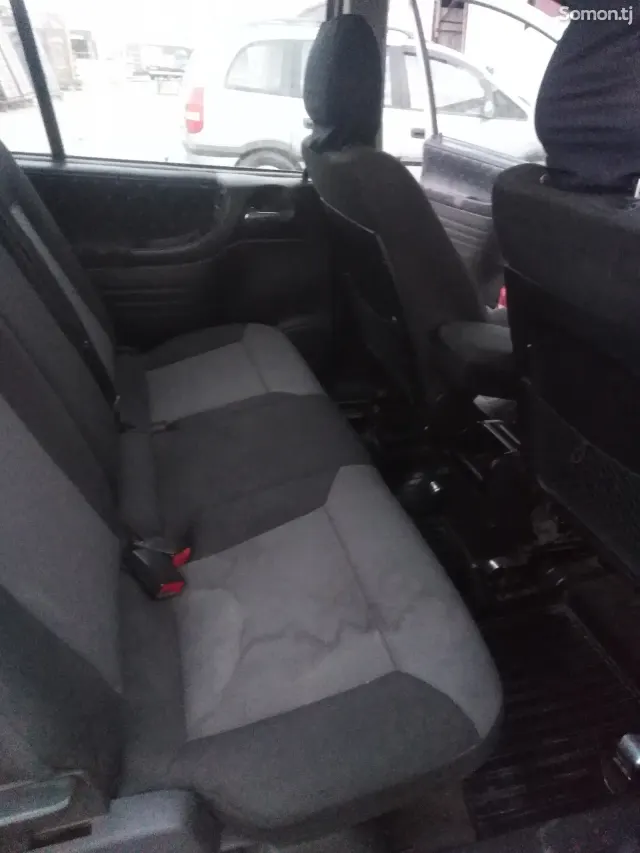 Opel Zafira 2000 · 1.8 MT