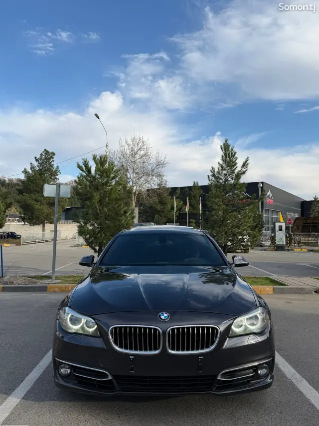 BMW 5 series 2015 · 3.0 AT