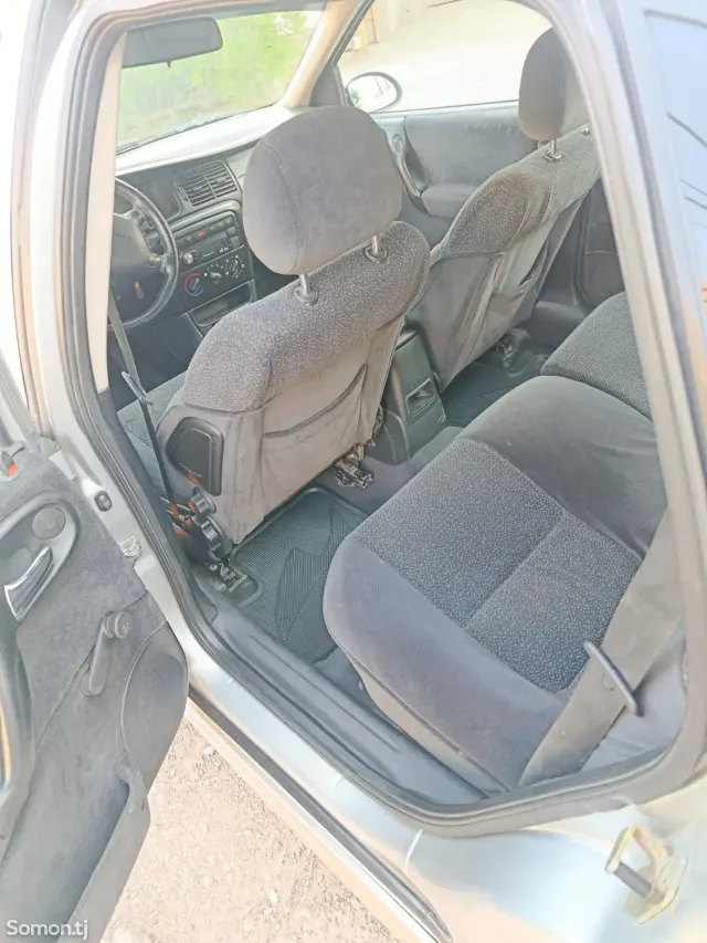 Opel Vectra B 1999 · 1.6 MT