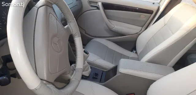 Mercedes-Benz C class 1998 · 1.8 MT
