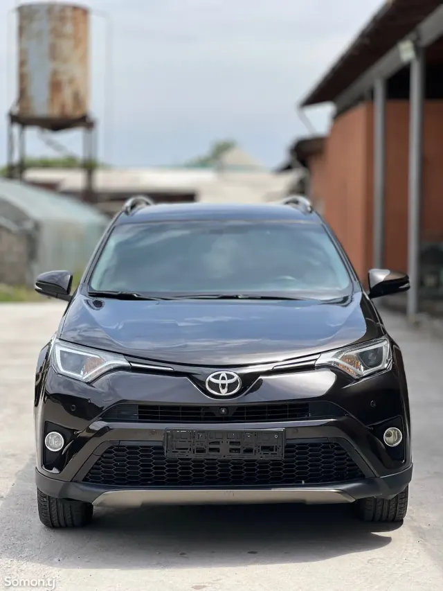 Toyota RAV 4 2017 · 2.5 AT