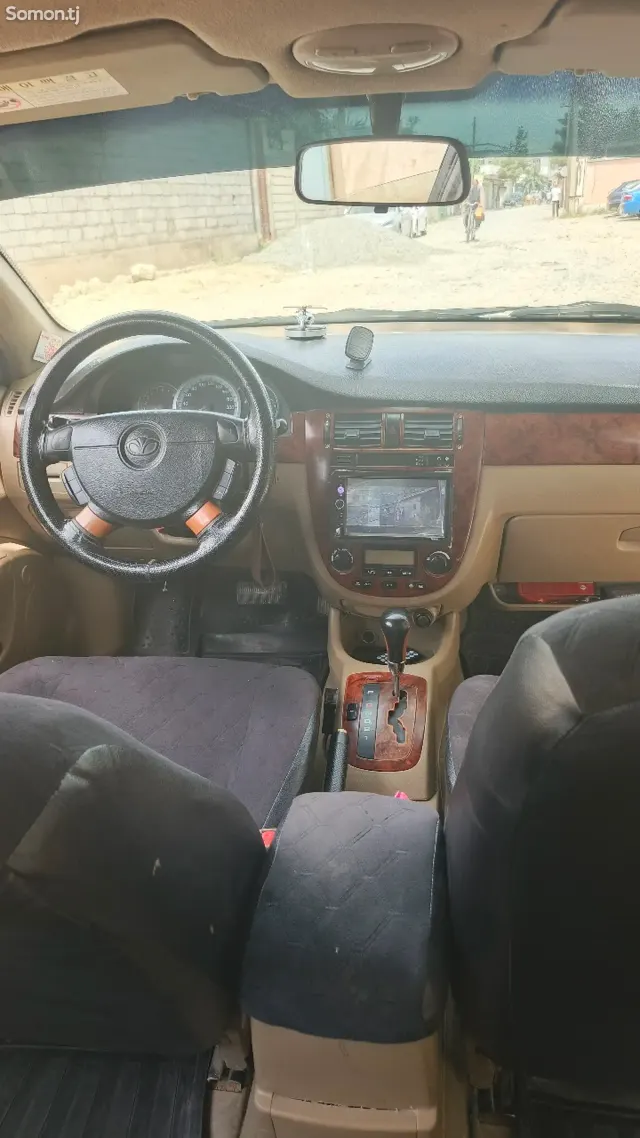 Daewoo Lacetti 2004 · AT