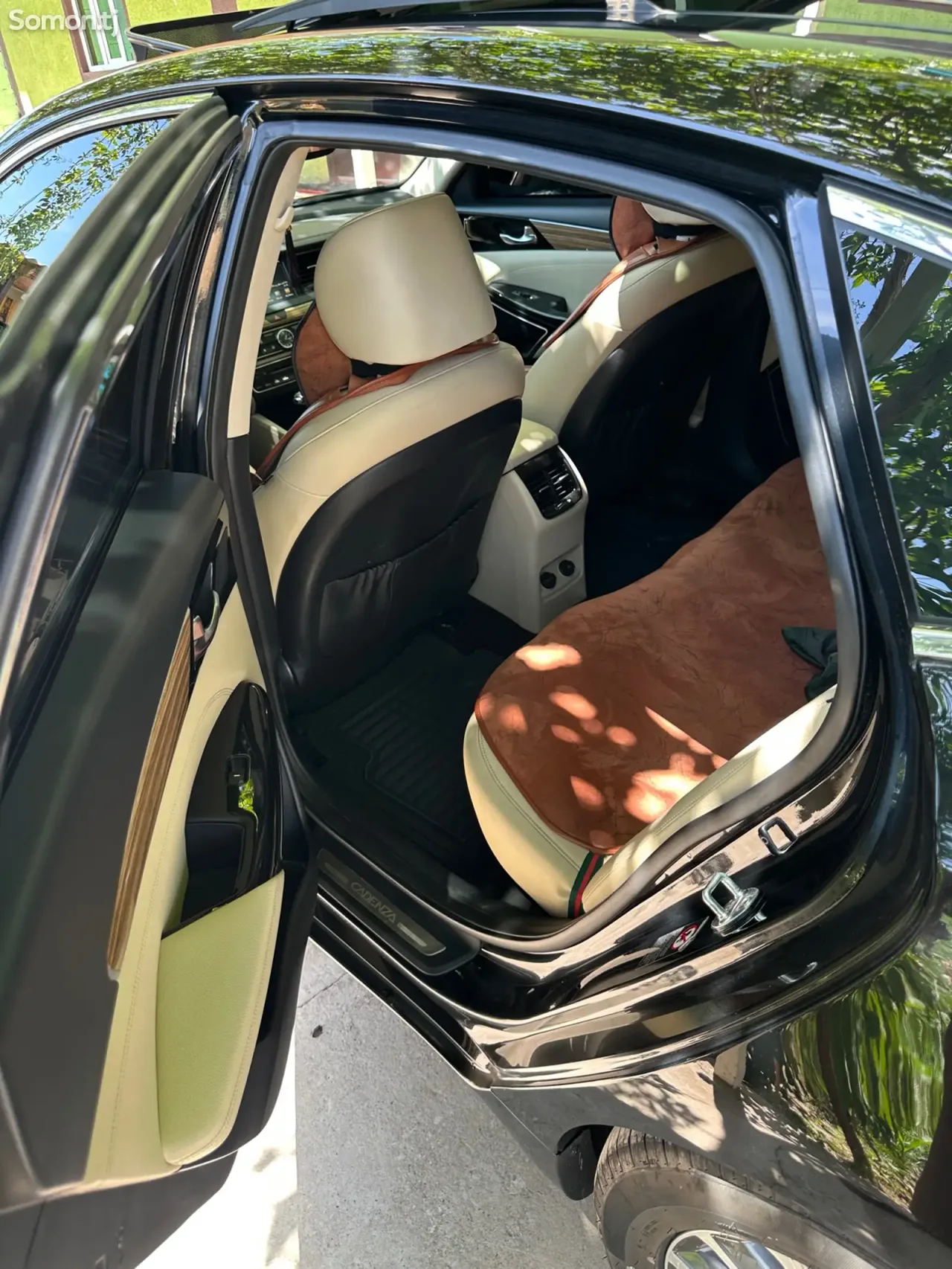 Kia K7 2017 · 3.3 AT