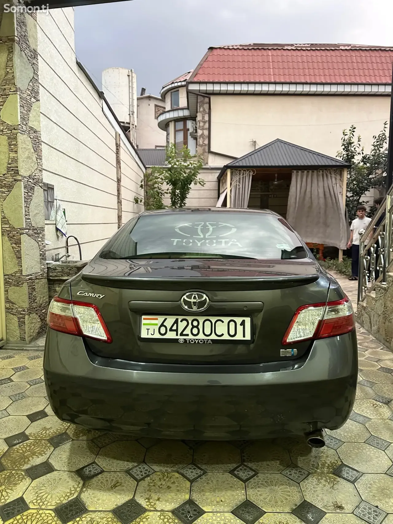 Toyota Camry 2007 · 2.4 AT