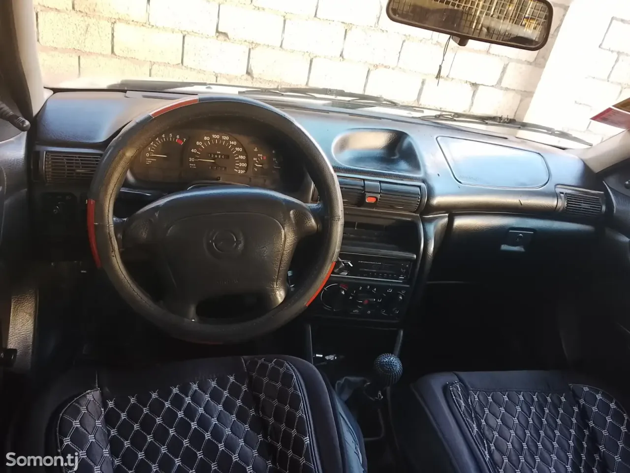 Opel Astra F 1996 · 1.6 MT