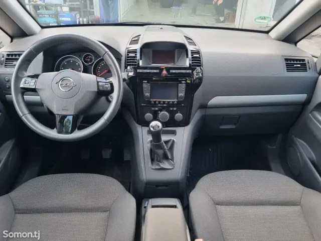 Opel Zafira 2014 · 1.7 MT