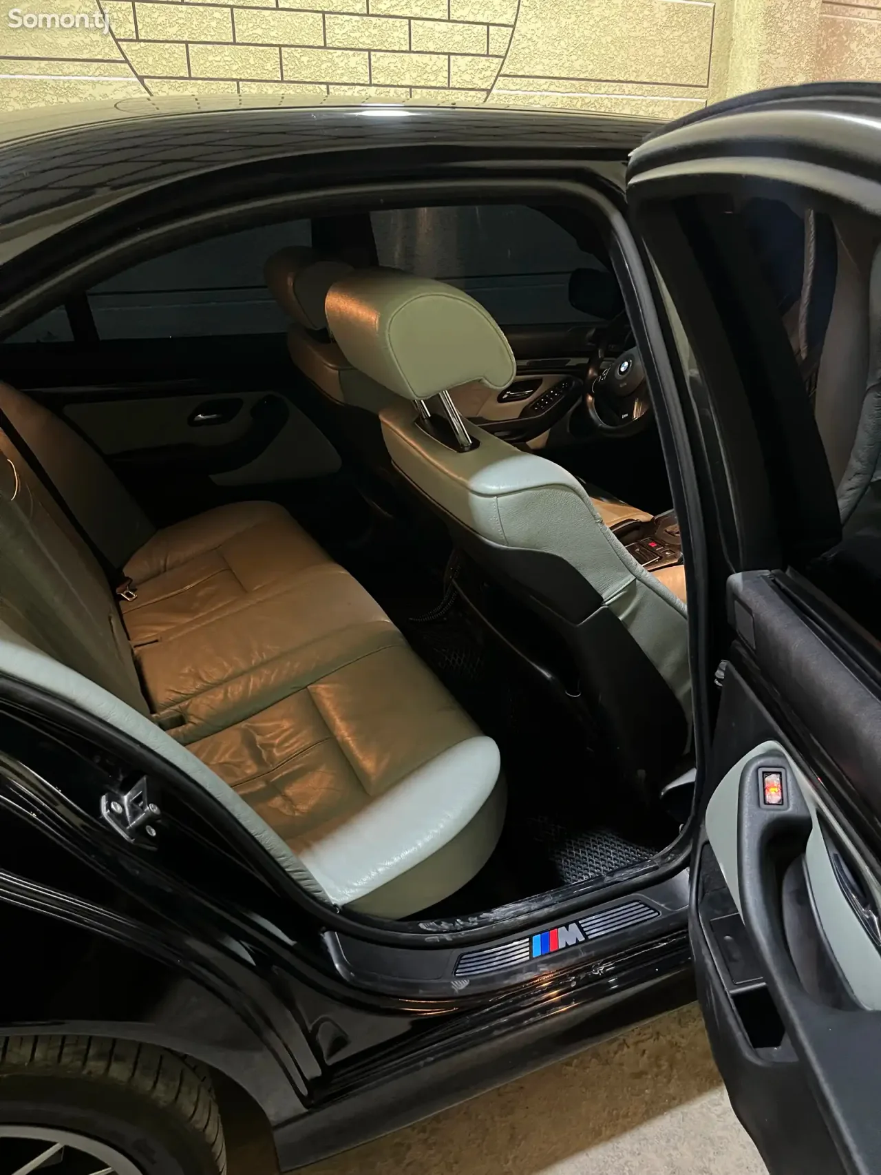 BMW 5 series 2001 · 3.0 AT