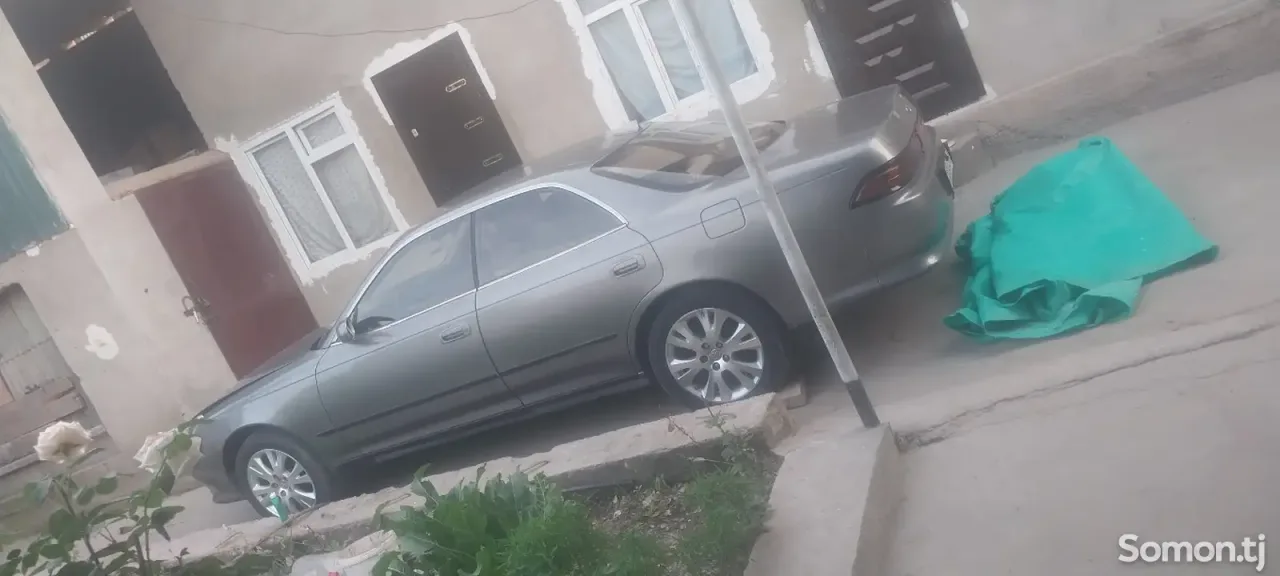 Toyota Mark II 1995 · 2.0 AT