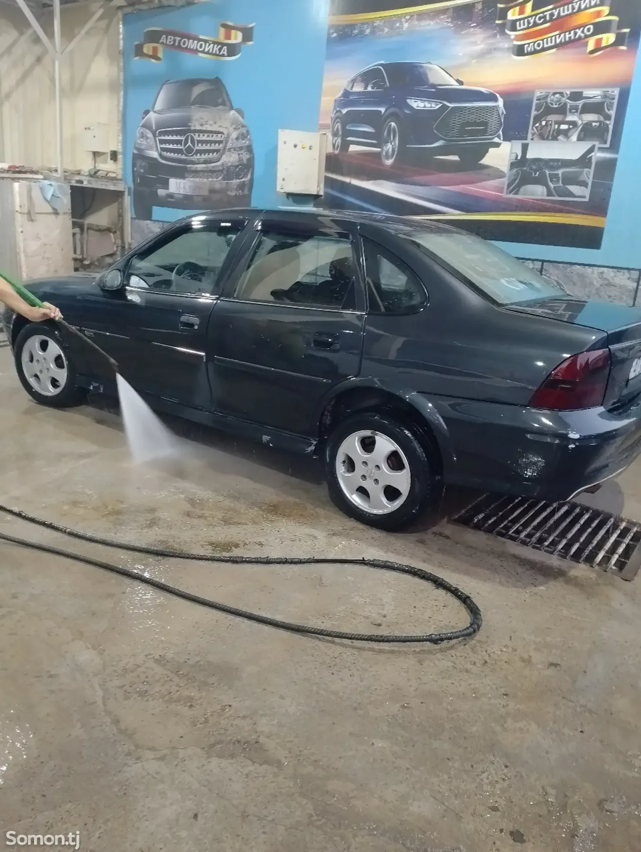 Opel Vectra B 1996 · 1.6 MT