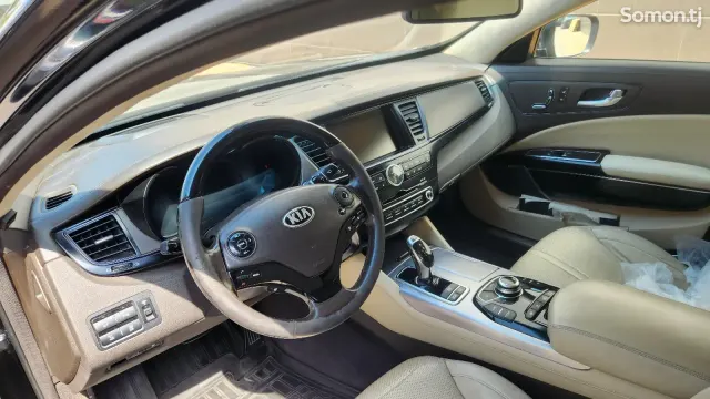 Kia K9 2017 · 3.8 AT