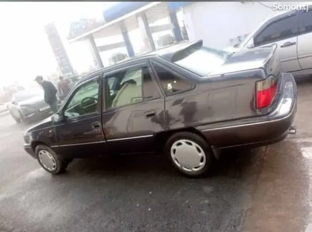 Daewoo Nexia 1996 · 1.6 MT
