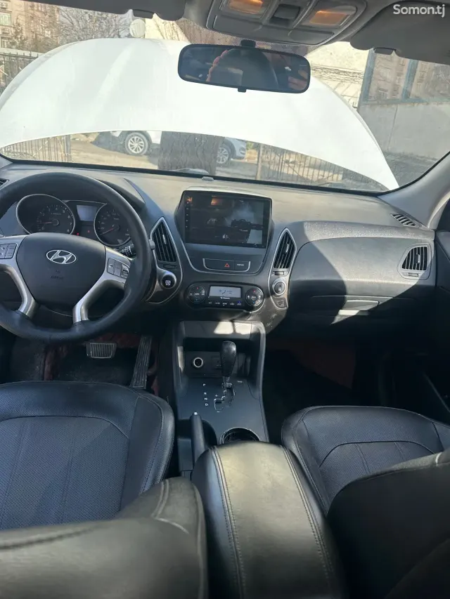 Hyundai Tucson 2014 · 2.0 AT