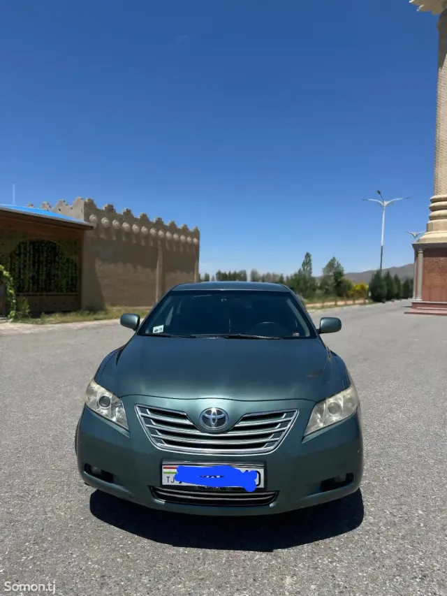 Toyota Camry 2007 · 2.4 AT