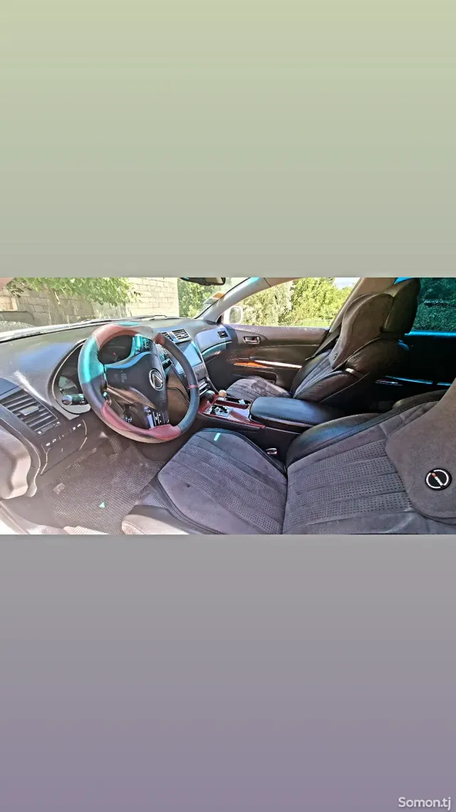 Lexus GS series 2009 · 3.0 AT