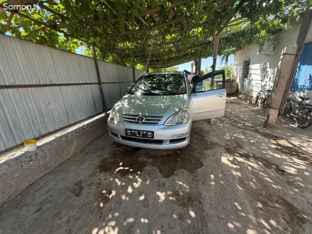 Toyota Ipsum 2007 · 2.4 MT