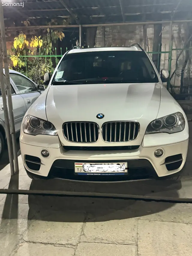 BMW X5 2012 · 3.0 AT