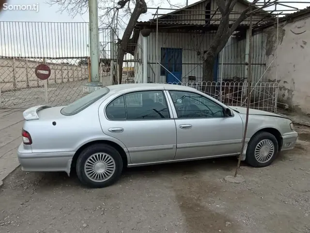 Nissan Maxima 1997 · 2.0 AT