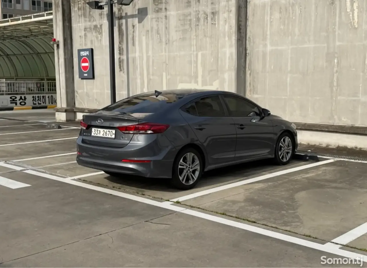 Hyundai Avante 2017 · 1.6 AT
