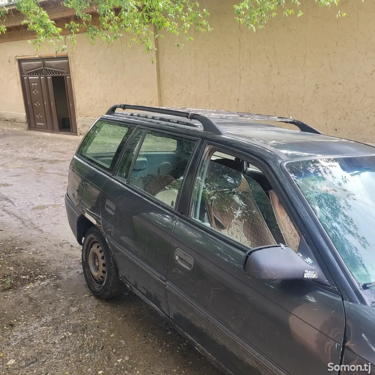 Opel Astra F 1992 · 1.6 MT