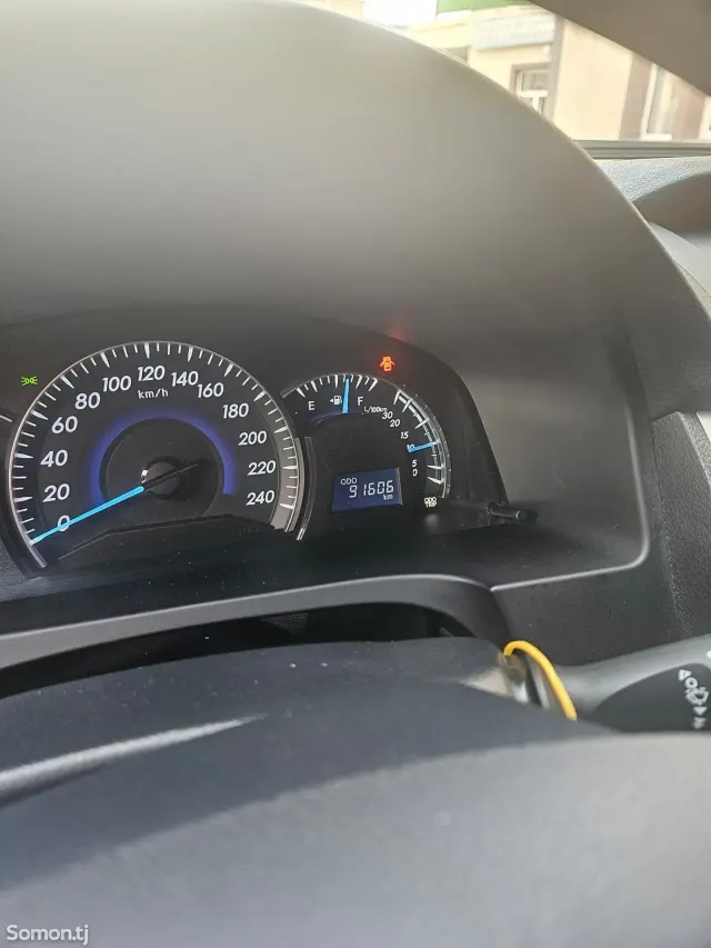 Toyota Camry 2016 · 2.0 AT