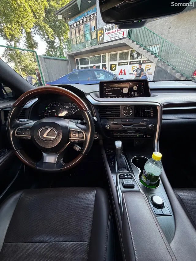 Lexus RX series 2017 · 3.5 AT