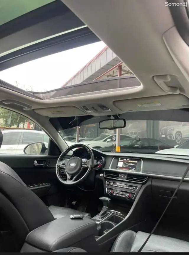 Kia Optima 2016 · 2.4 AT
