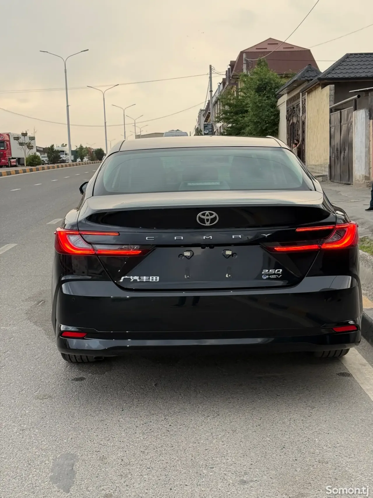 Toyota Camry 2026 · 2.5 AT